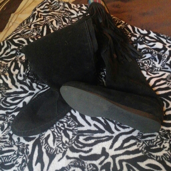 Fringe boots - Picture 3 of 3