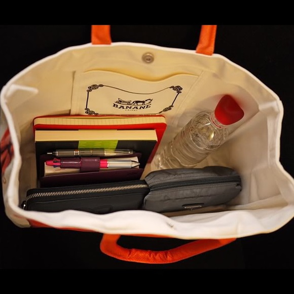 100% authentic Banane Taipei canvas tote bag - Picture 2 of 7