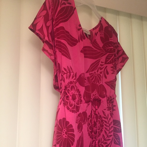Really cute flower patterned dress