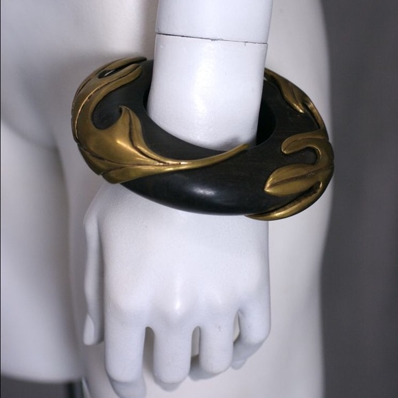 Isabel Canovas Iconic Bronze and Teak Wood Bangle - Picture 3 of 4