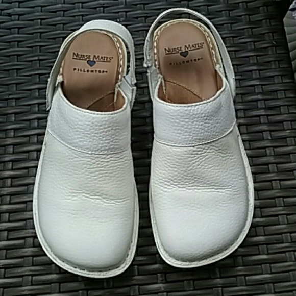 Nurse Mates clogs,size6