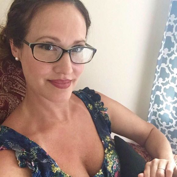 Meet your Posher, Mj - Picture 1 of 1