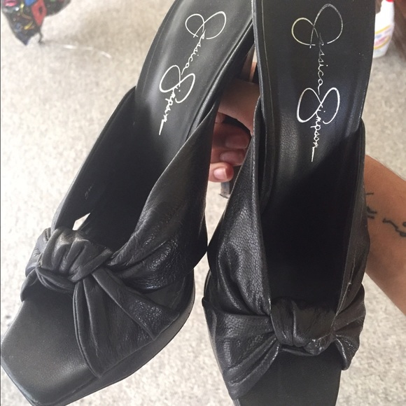 Heels - Picture 1 of 1