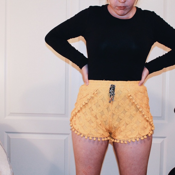 ✨HP 8/4/16 ✨ Crochet bohemian shorts