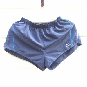 Running shorts