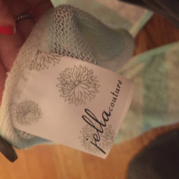 Tank Top - Picture 3 of 3