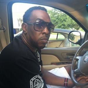 Meet your Posher, Thomas