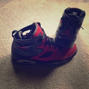 Air Jordan shoes only worn about 5 times