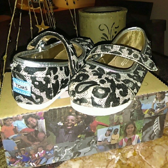 Mary Jane TOMS