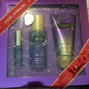 Victoria secret Love spell holiday 2015 gift kit