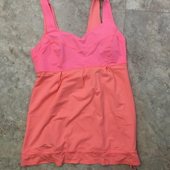 Lululemon tank top
