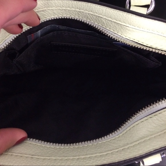 🌟BOGO Sale!! Rebecca Minkoff Micro Regan Satchel - Picture 3 of 4