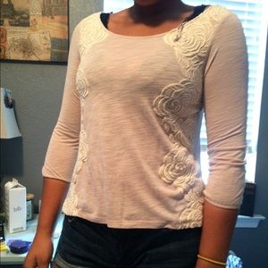 American eagle crop sleeve top