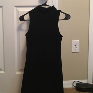 Long black crewneck dress