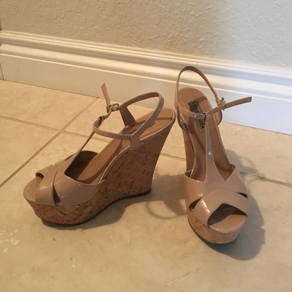 Nude Steve Madden wedges
