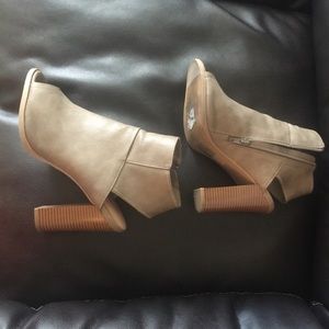 Call it Spring peep toe sandals