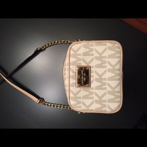 Michael Kors Jet Set Crossbody vanilla