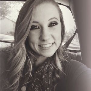 Meet your Posher, Kassidy