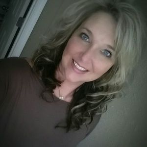 Meet your Posher, Gena