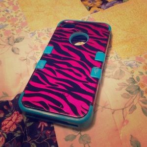 iPhone 4s otter-box case