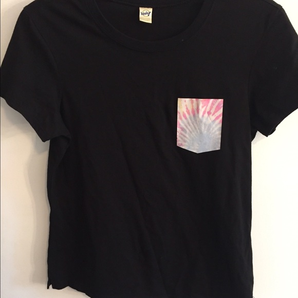 tye-dye pocket black tee!