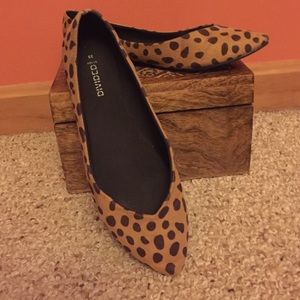 Leopard flats