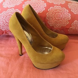 Just Fab mustard platforms