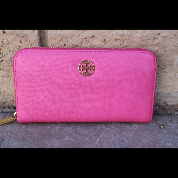 Tory Burch Robinson Continental Wallet