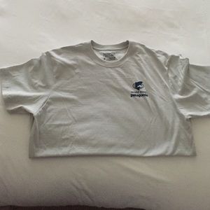 Men's medium Patagonia t shirt!