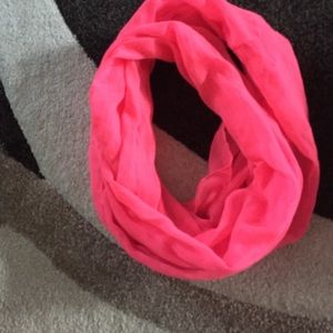 Infinity scarf