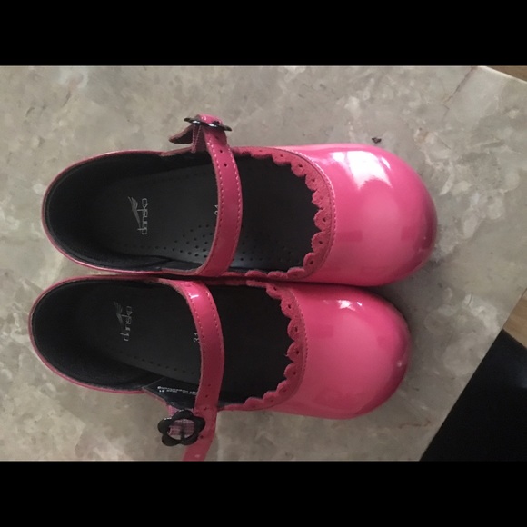 Pink clogs