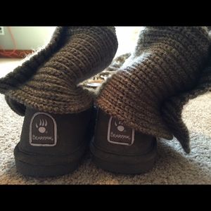 Bearpaw sweater boots