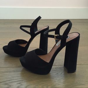 Steve Madden 'Kierra' Platform Sandal. Size 8.5