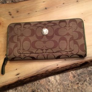 Authentic Coach wallet