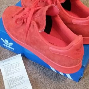 11 half Adidas wore for 3 hours