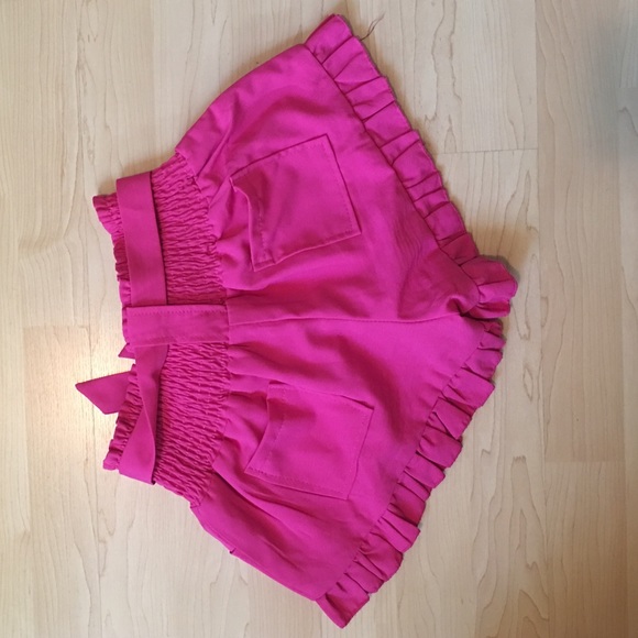 Hot Pink Short Pants with ribbon belt - Picture 3 of 4