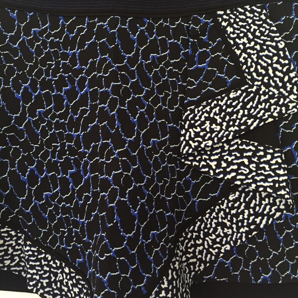 Proenza Schouler asymmetrical skirt, sz 0,nwot - Picture 3 of 4