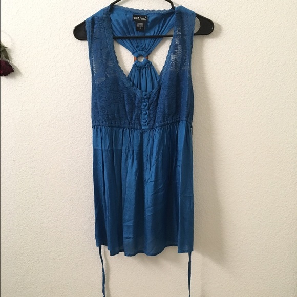 Wet seal blouse