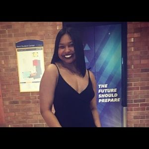 Meet your Posher, Layla