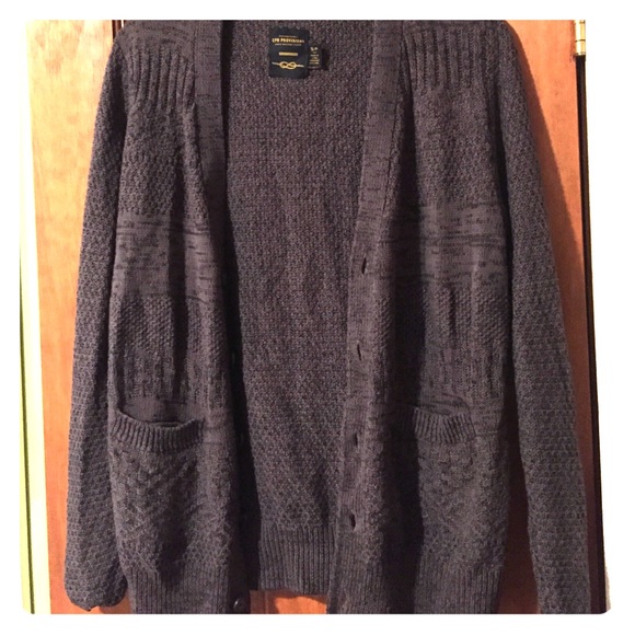 Grey cardigan