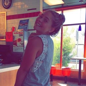 Meet your Posher, Louise