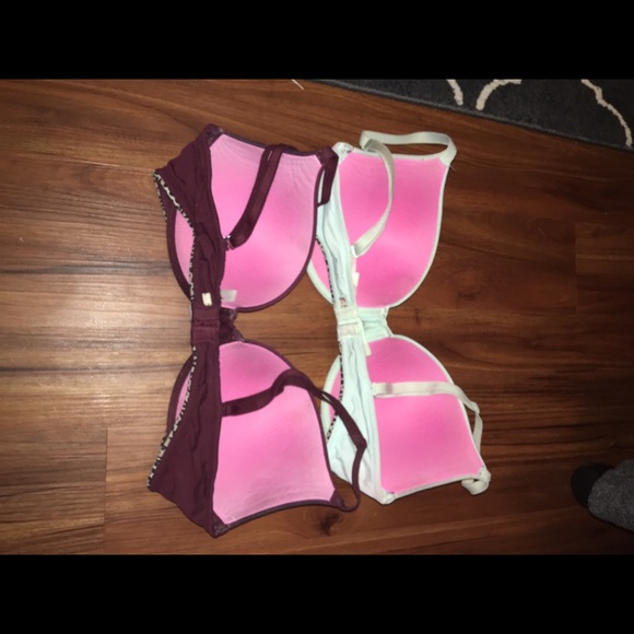 SOLD💥💥2 PINK Victoria's Secret Bras! - Picture 2 of 4