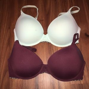 SOLD💥💥2 PINK Victoria's Secret Bras!