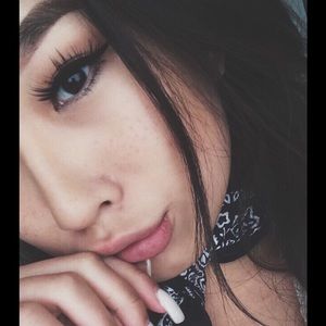 Meet your Posher, Melanie