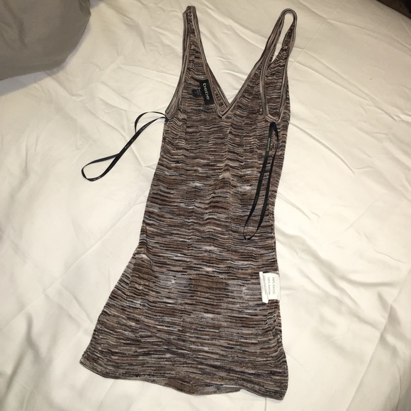 Bebe v neck tank