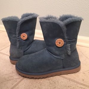 Ugg Bailey Button