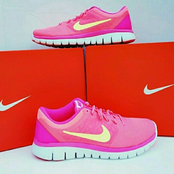 20%/2+🚨LAST CHANCE-NIB Nike Girl5 Running Sneaker - Picture 4 of 4