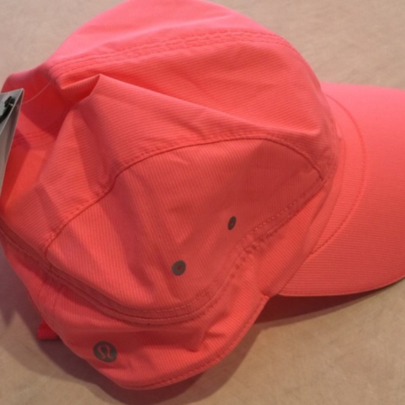 Race to Place Run Hat 2.0 - Picture 4 of 4