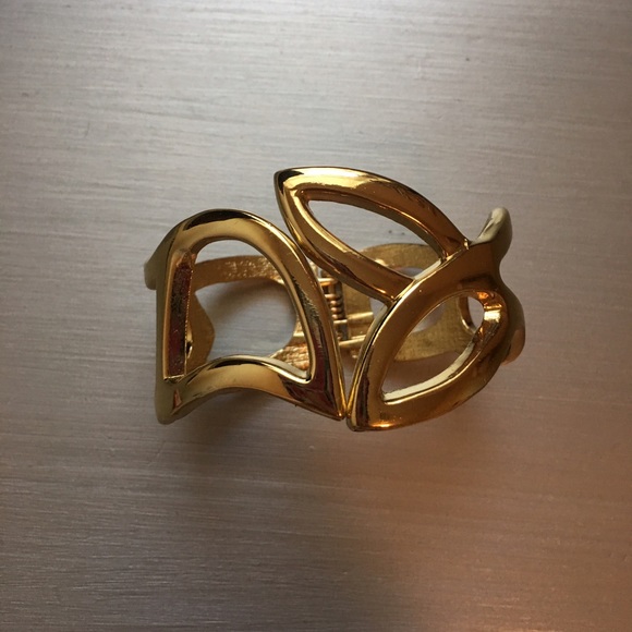 Gold Express Bracelet