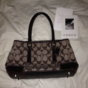 Coach authentic handbag